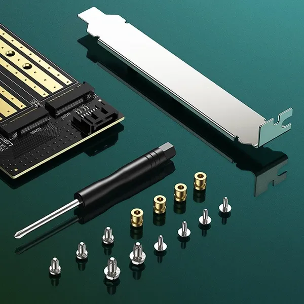 UGREEN 70504 M.2 SATA+M.2 NVMe to PCI-E 3.0 X4 Expansion Card CM302ACC